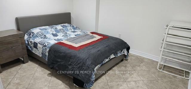 Property Photo: 102 Crumlin Crescent ON L6X 0Y4