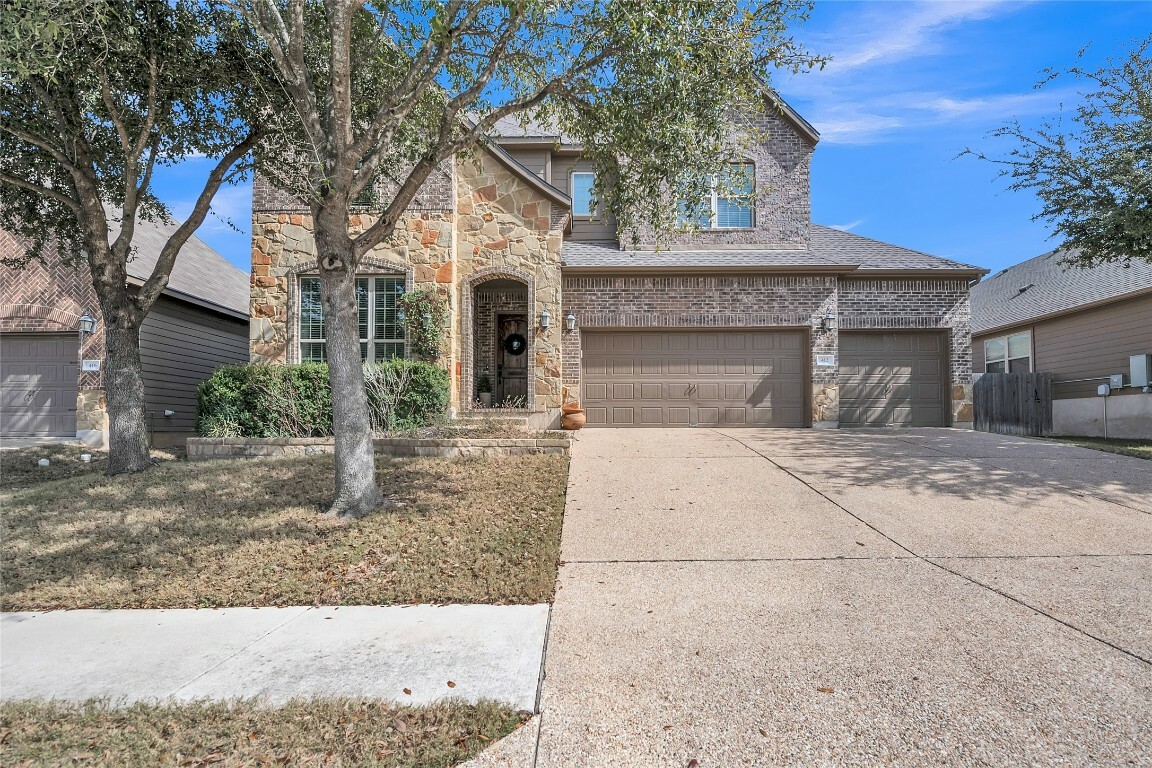 Property Photo:  412 Rock Ridge Trail  TX 78642 