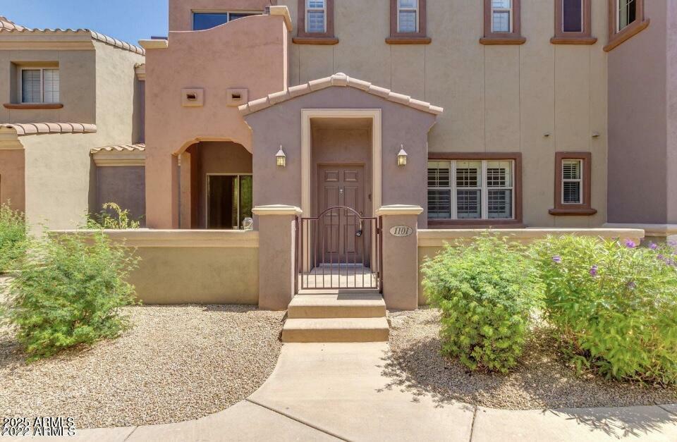 Property Photo:  3935 E Rough Rider Road 1101  AZ 85050 