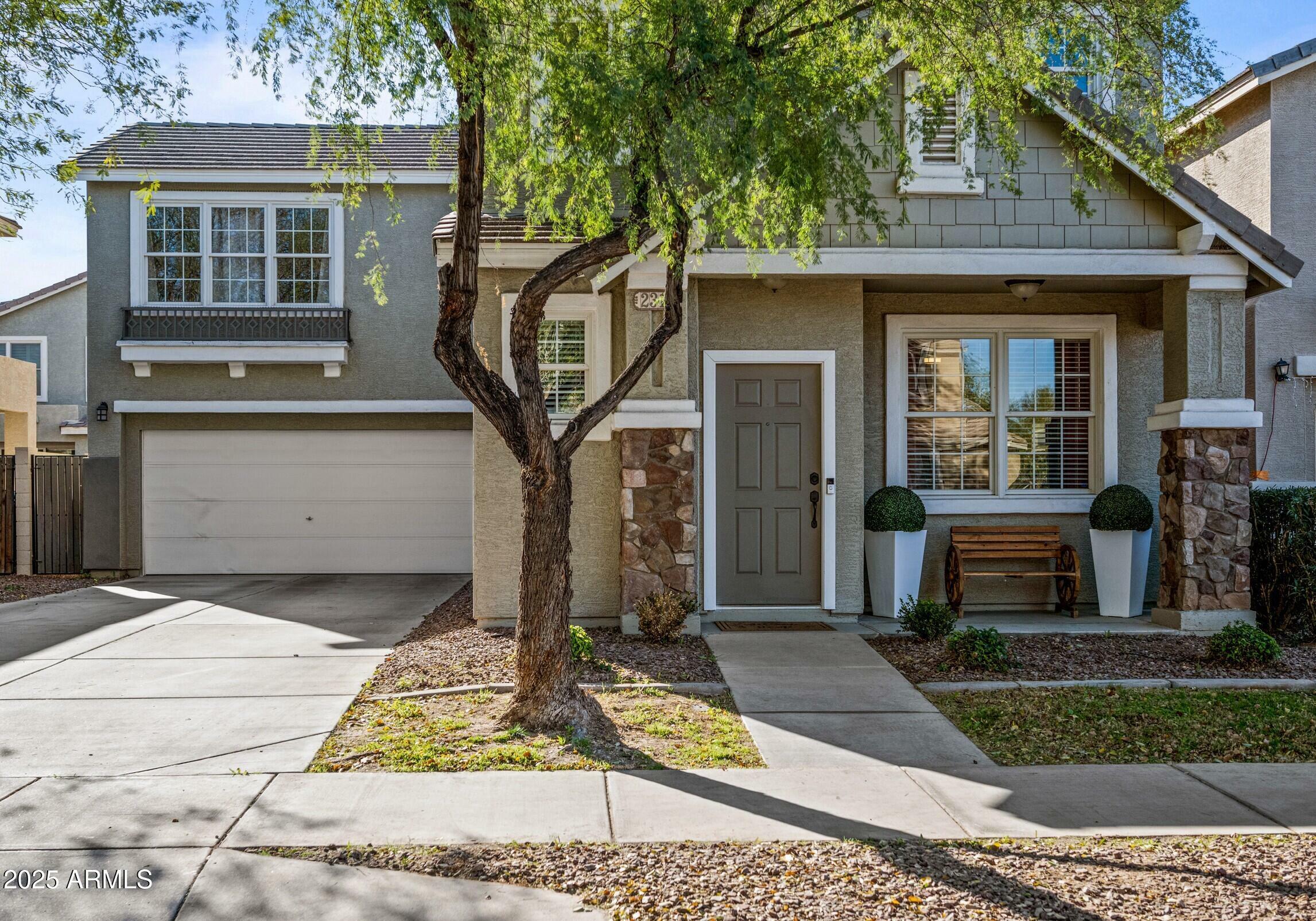Property Photo: 2315 E Pecan Road AZ 85040