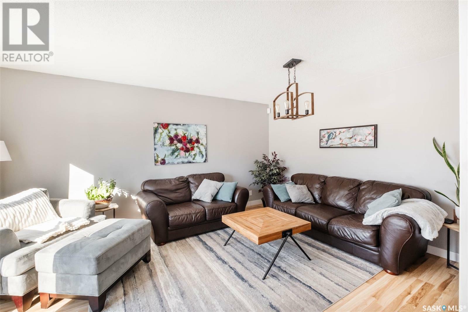 Property Photo:  6106 1st Avenue N  SK S4T 6Z7 