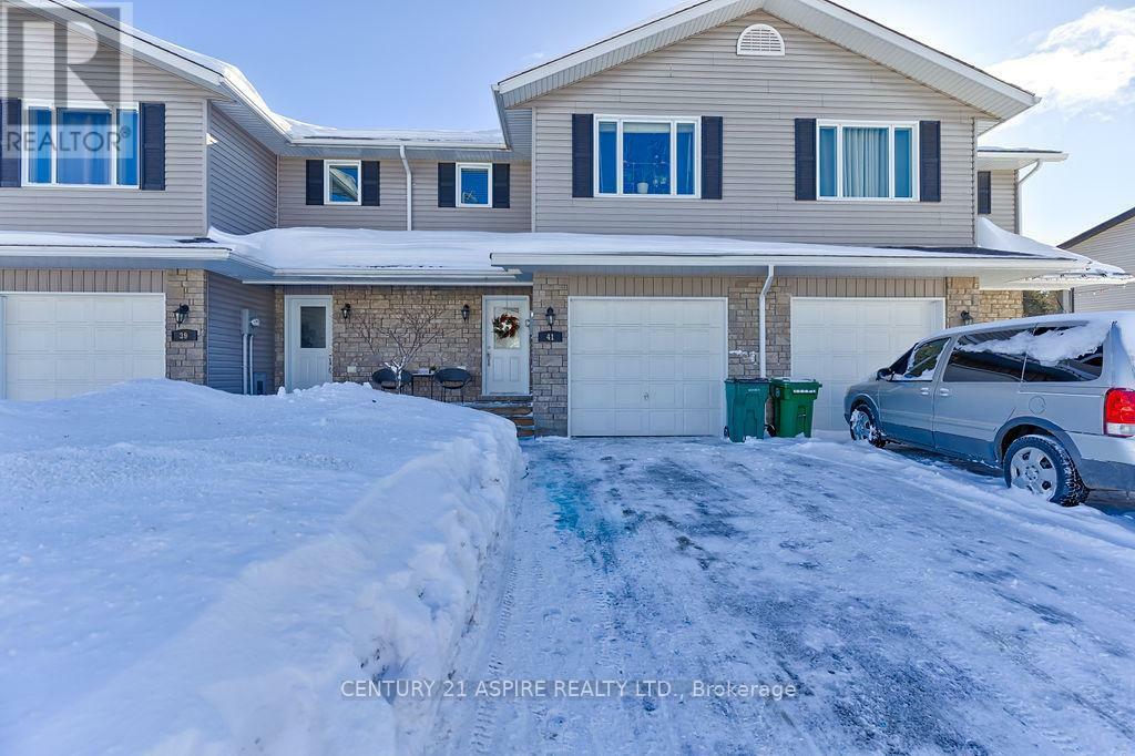 41 Winston Avenue  Petawawa ON K8H 0C1 photo