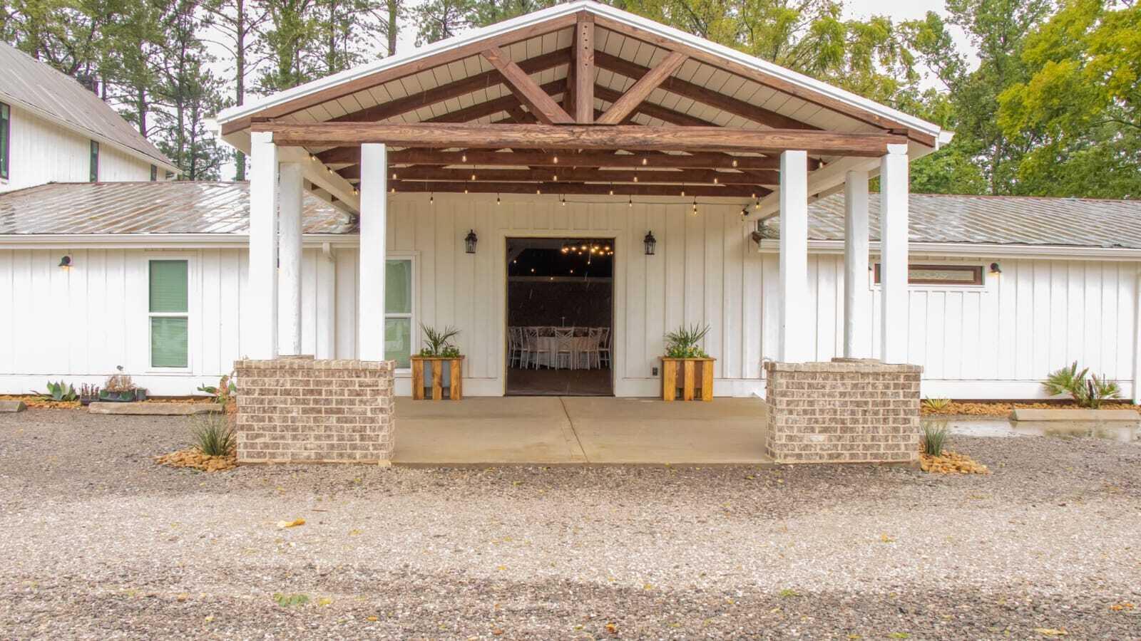 Property Photo: 205 US 11 GA 30738