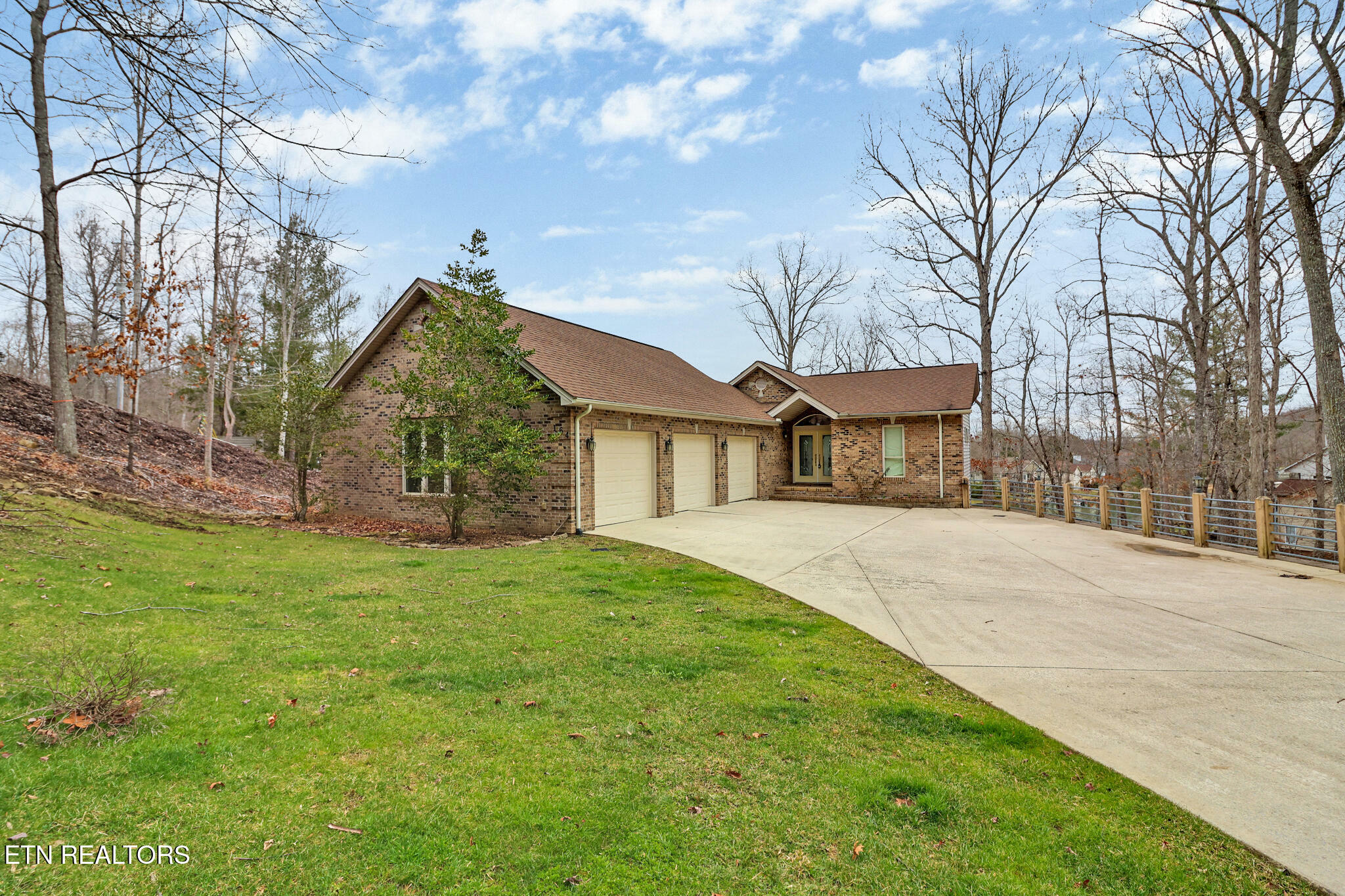 Property Photo: 164 Lynhurst Drive TN 38558