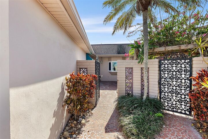 Property Photo: 672 Boca Ciega Point Boulevard N FL 33708