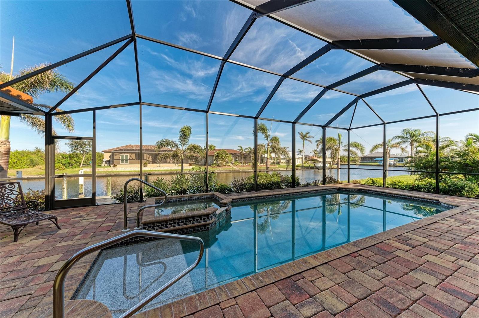 Property Photo: 8264 Antwerp Circle FL 33981