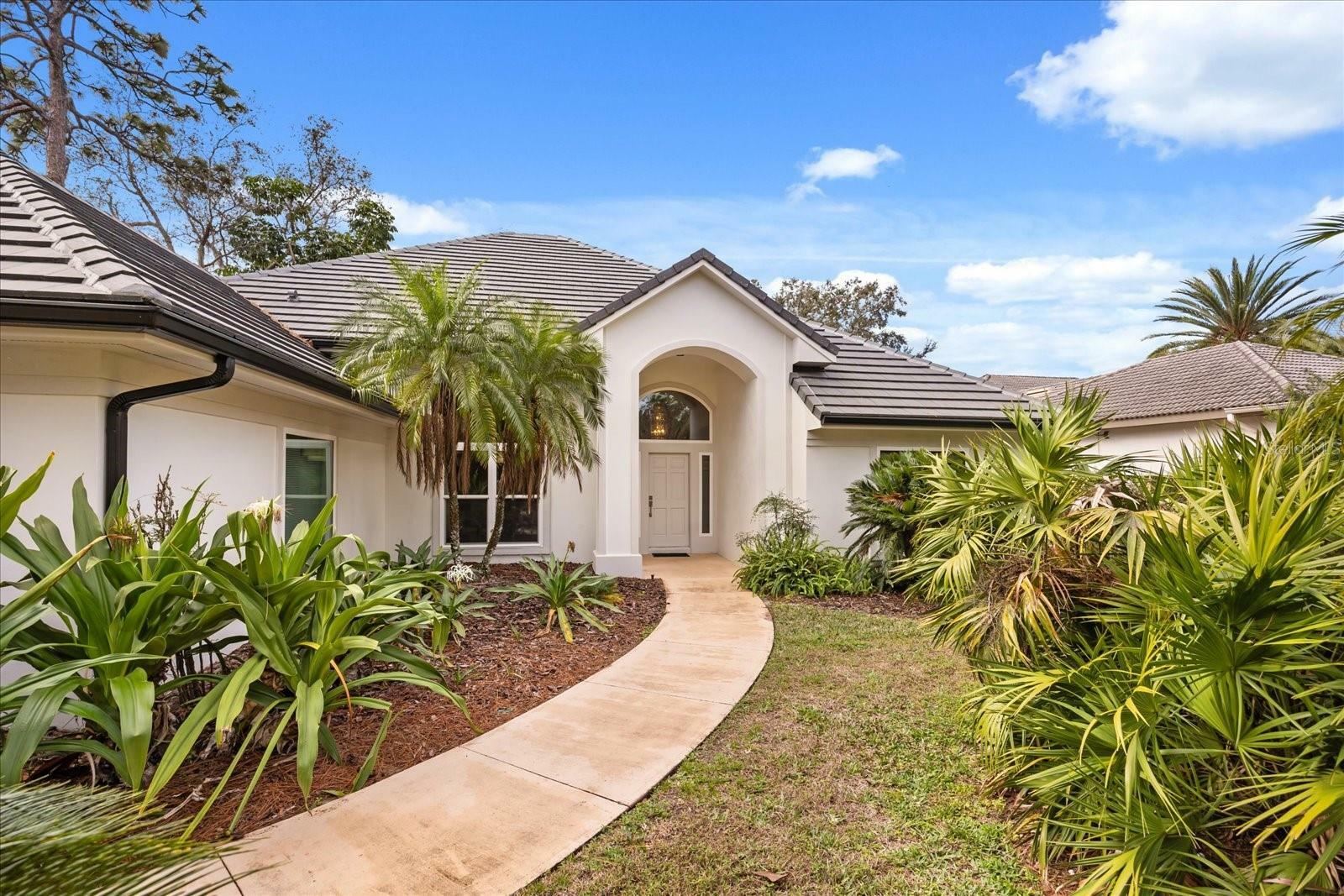 Property Photo:  9308 Thurloe Place  FL 32827 