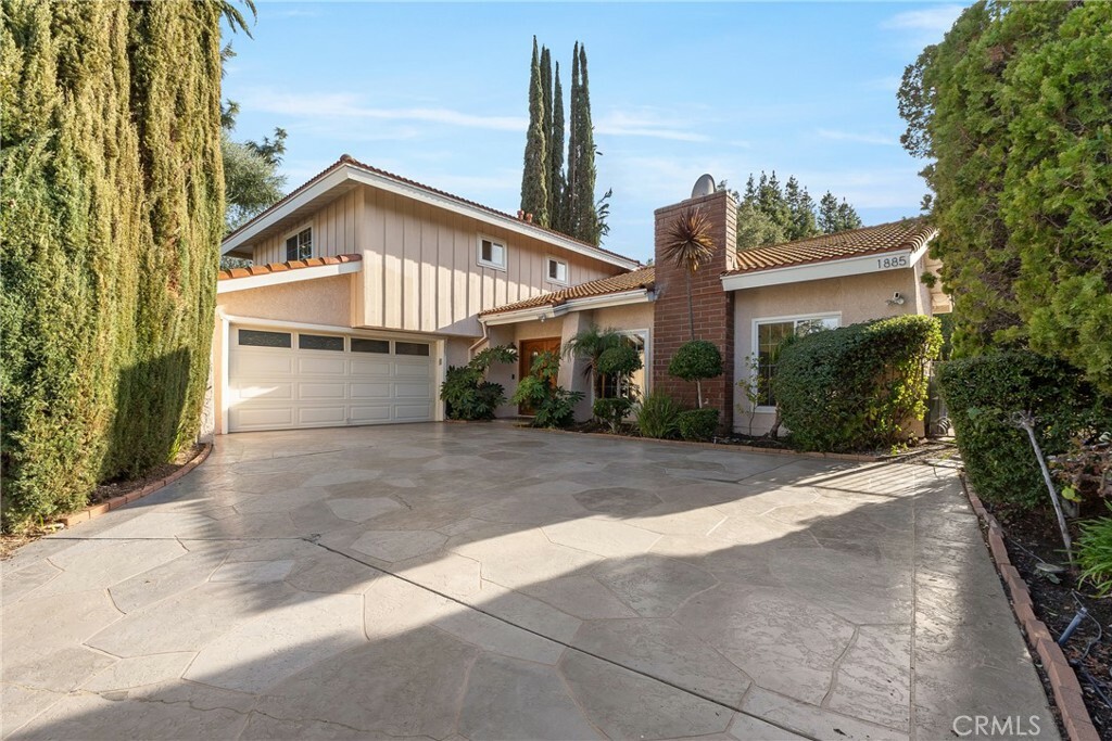 1885 Fallview Rd.  Westlake Village CA 91361 photo