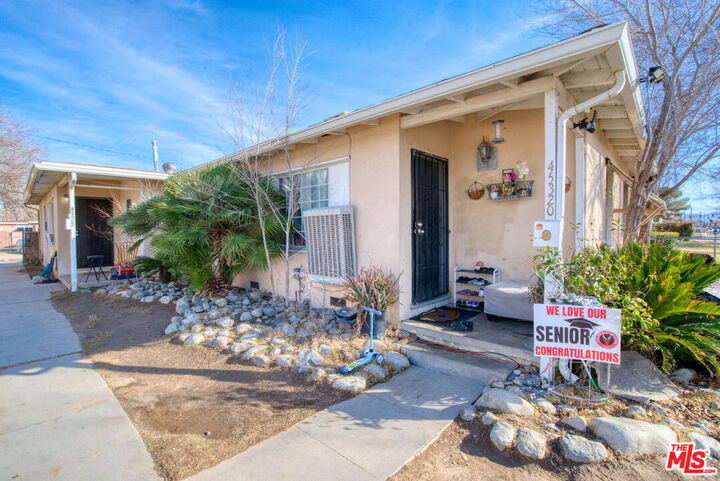 Property Photo:  45320 10th Street  CA 93534 