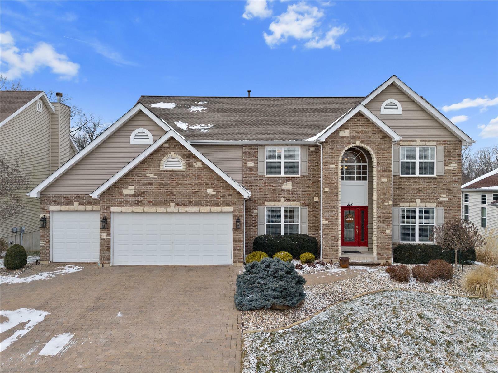 Property Photo:  325 Quail Hollow Drive  MO 63368 