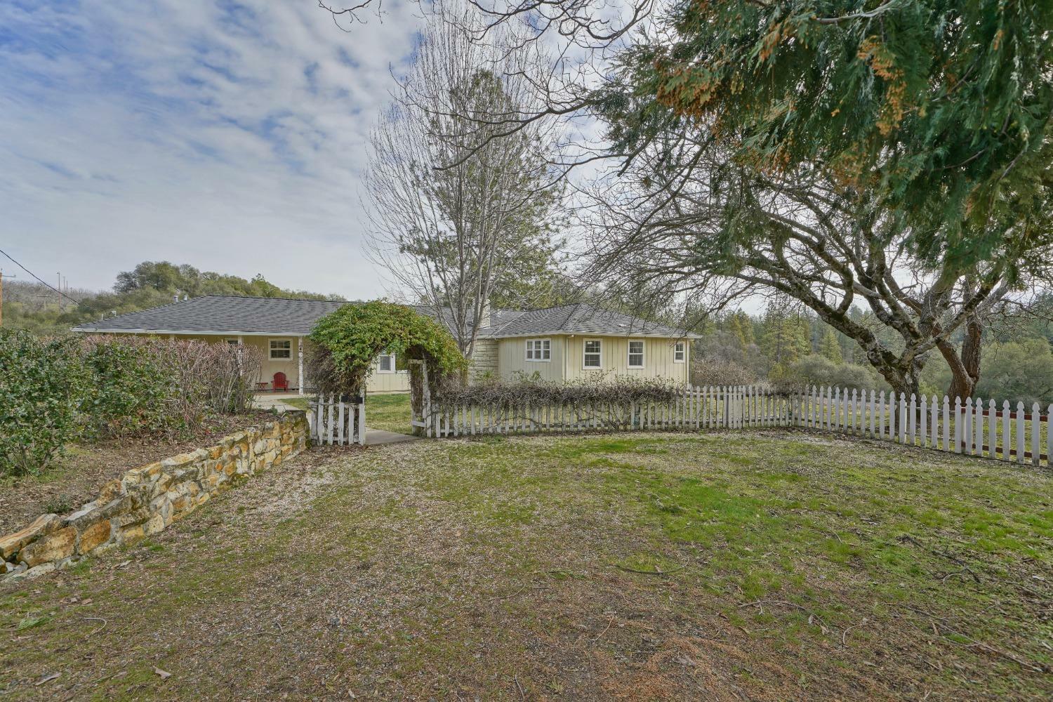Property Photo: 6681 Klare Road CA 95684