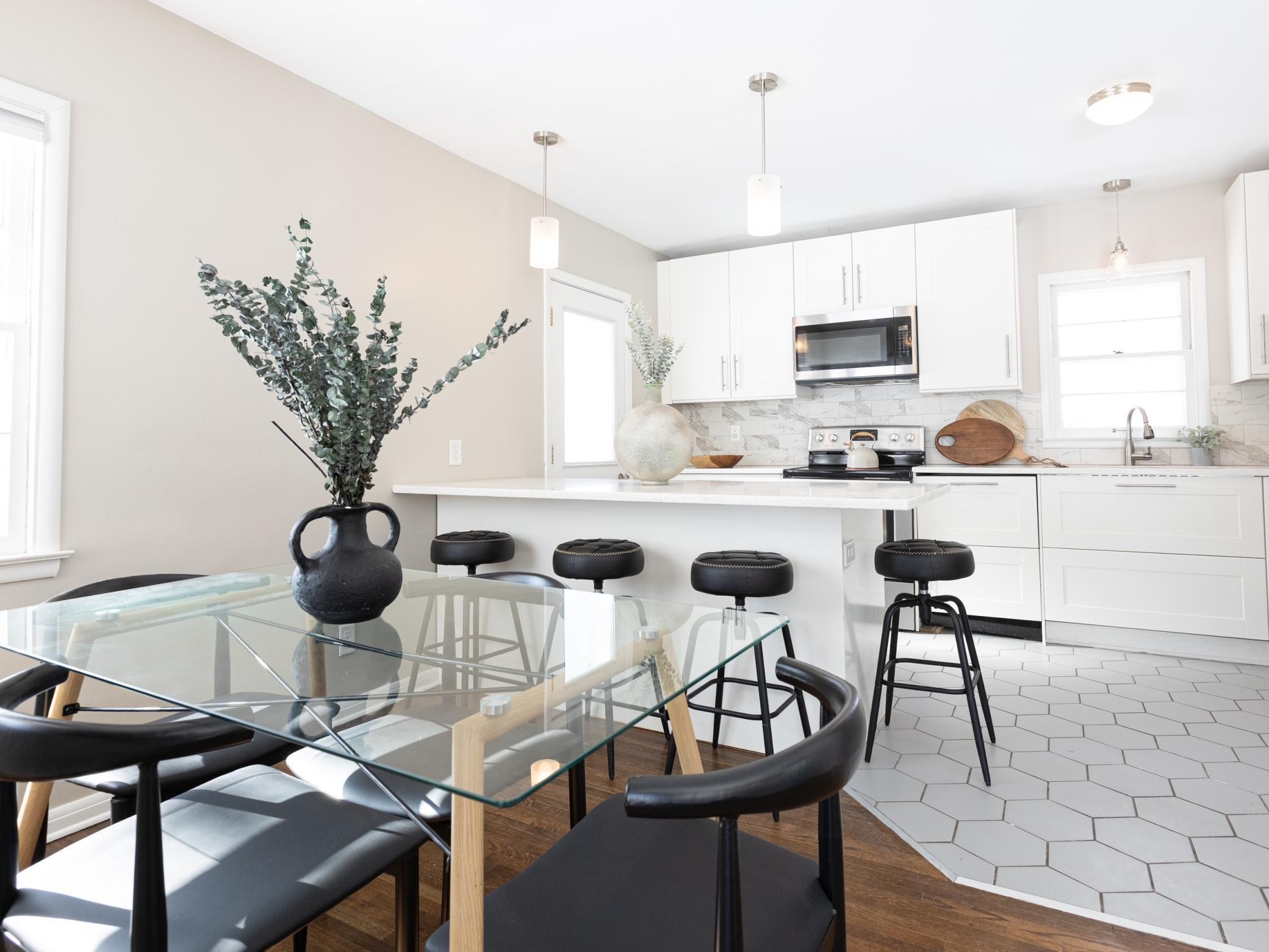 Property Photo:  3331 Lee Avenue N  MN 55422 