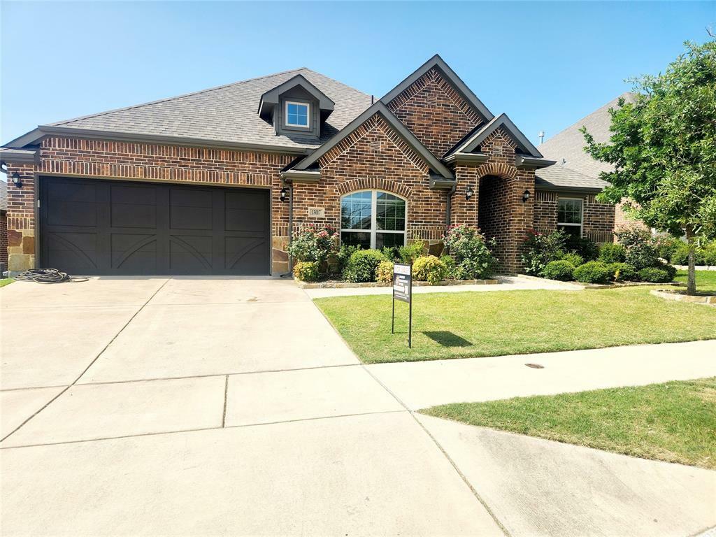 Property Photo: 15017 Teasley Avenue TX 76008