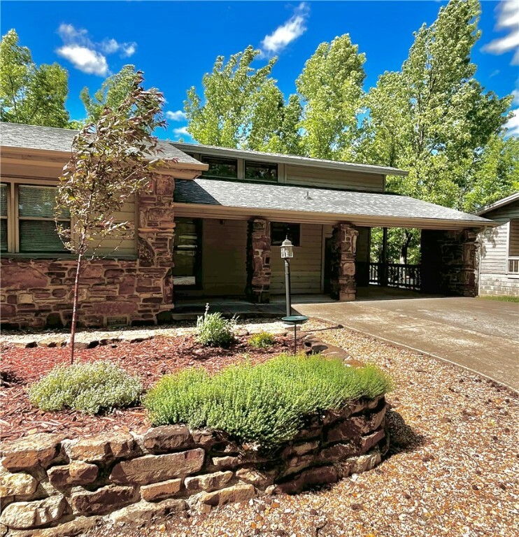 Property Photo: 10 Wedgewood Lane AR 72631