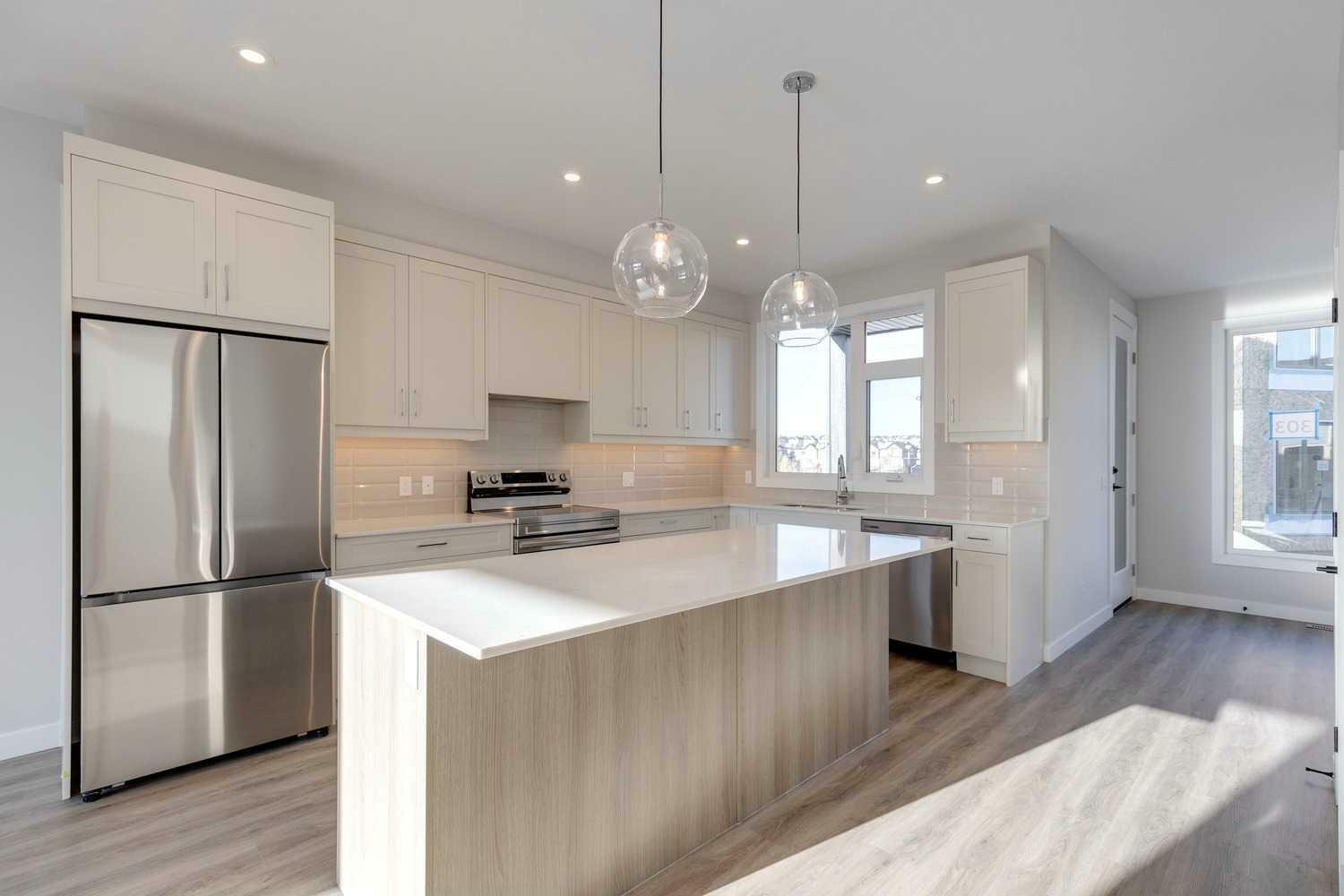 Property Photo: 85 Sage Hill Heights NW 105 AB T3R 2E5