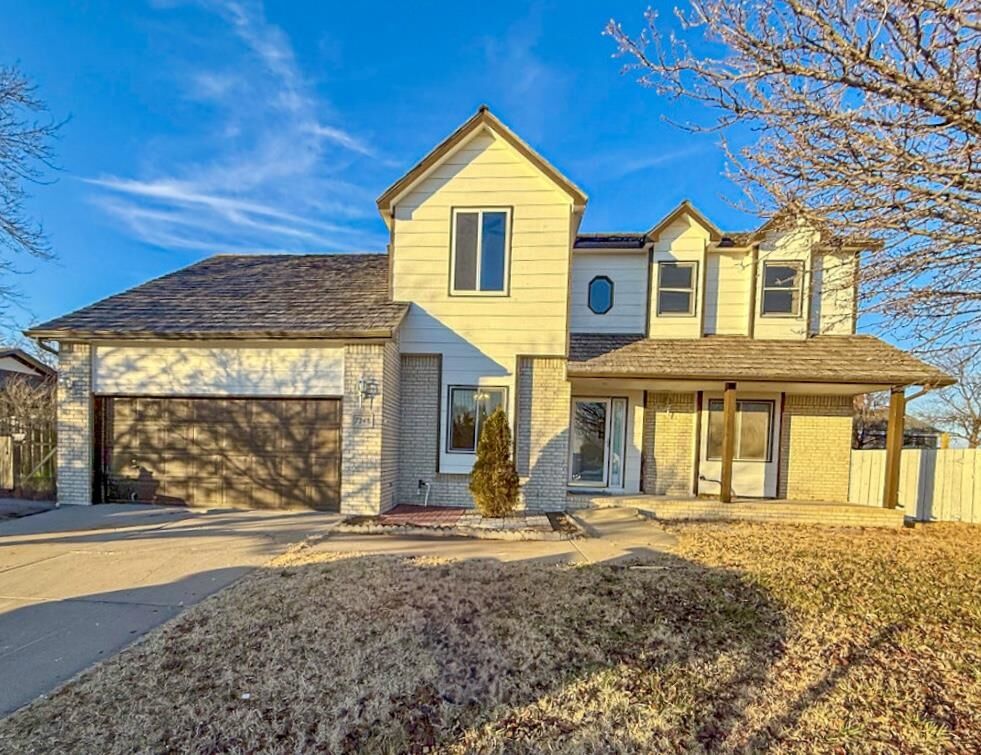 Property Photo: 7248 E Chadowes St KS 67206