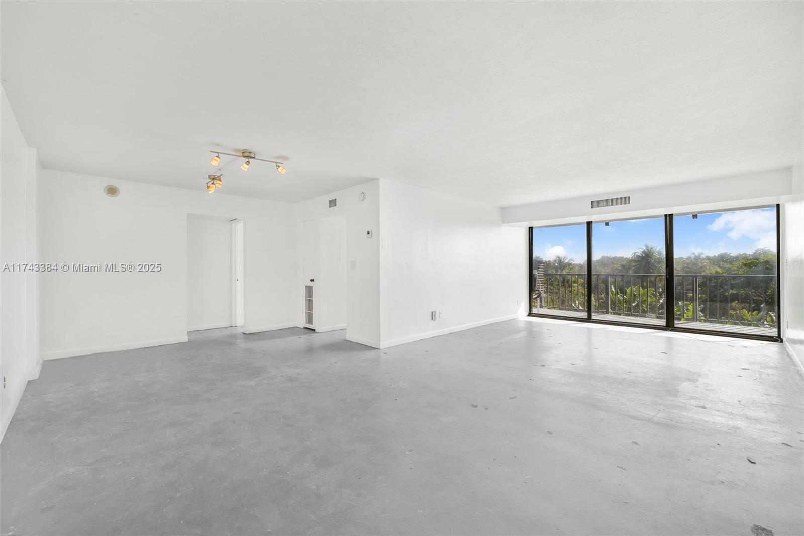 Property Photo:  5781 Biscayne Blvd 503  FL 33137 