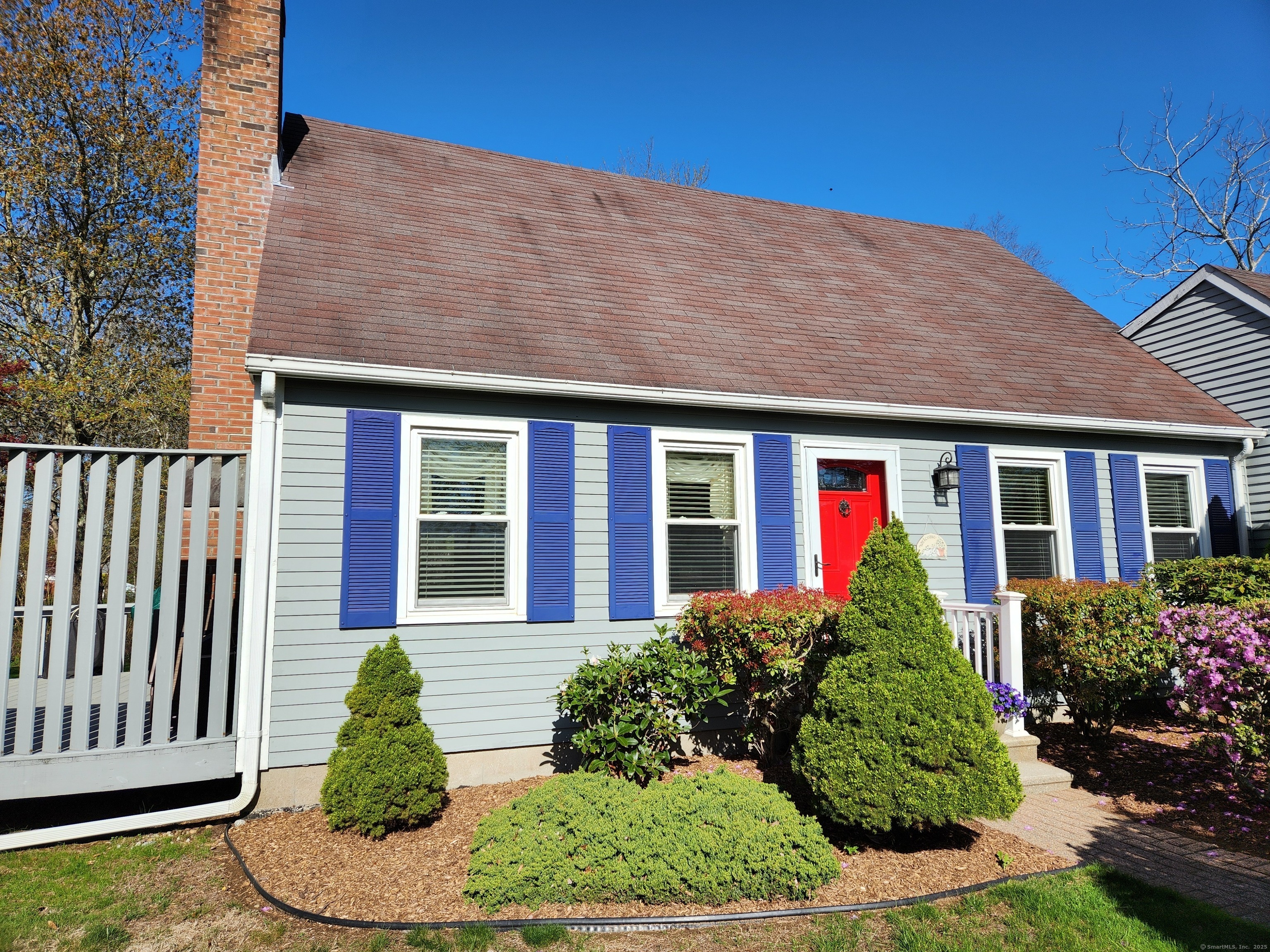 Property Photo: 25 Chalker Beach Road CT 06475