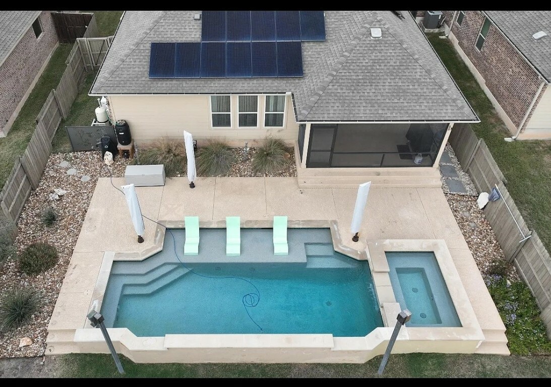 Property Photo: 525 Scenic Bluff Drive TX 78628