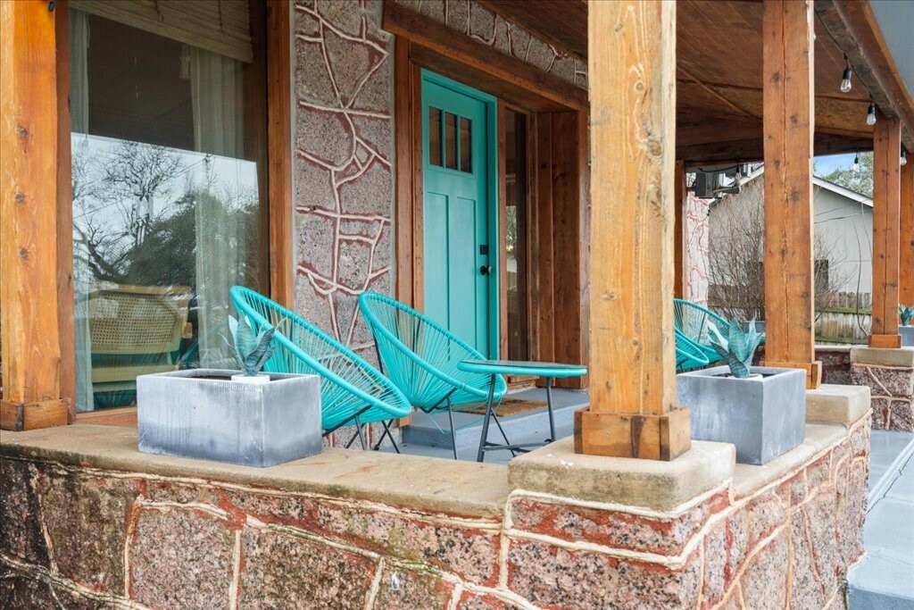 Property Photo: 307 Avenue F TX 78654