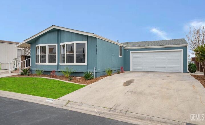 9016 Eastwind Circle  Bakersfield CA 93306 photo