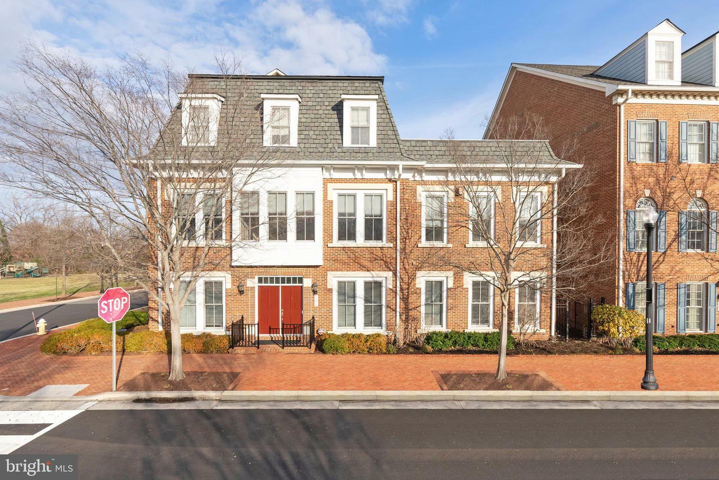 Property Photo: 1876 Carpenter Road VA 22314