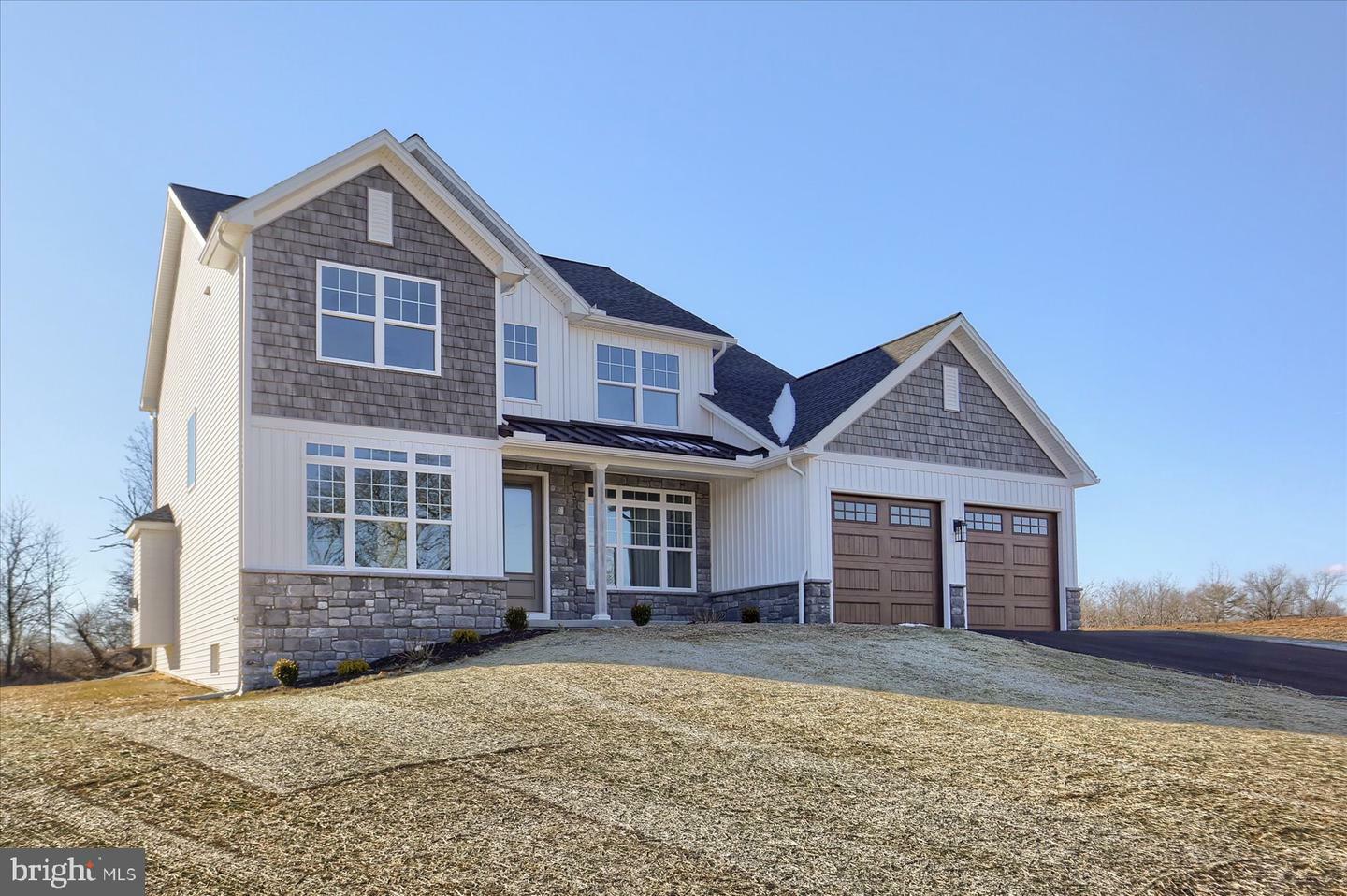 Property Photo:  100 Wolfe Circle  PA 17112 