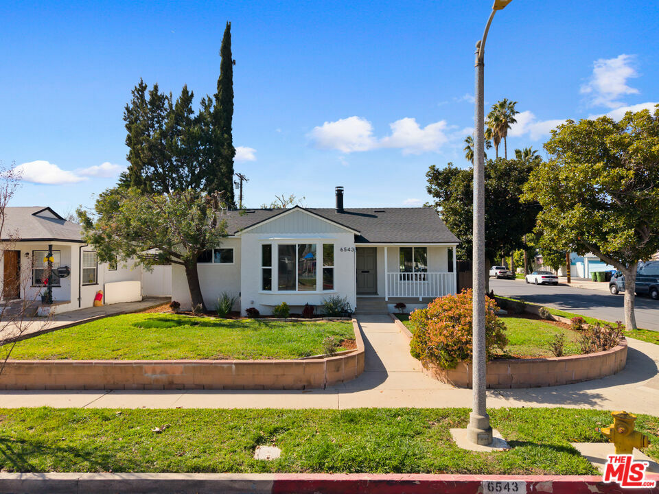 Property Photo:  6543   Newcastle Ave  CA 91335 