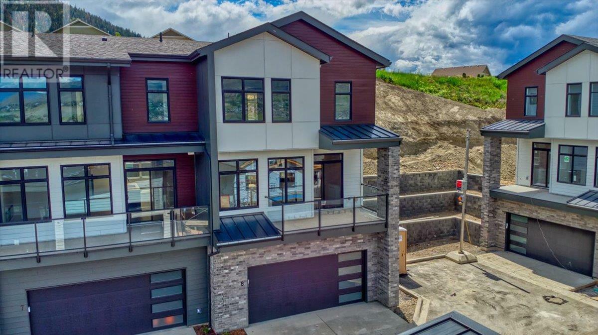 Property Photo: 7599 Klinger Road 8 BC V1H 1H4