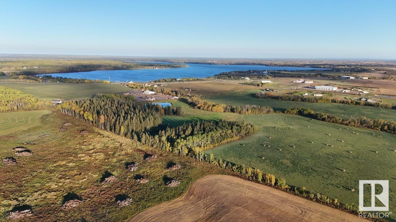 Photo de la propriété: Twp Rd 611A Hwy 28 AB T9N 2H6