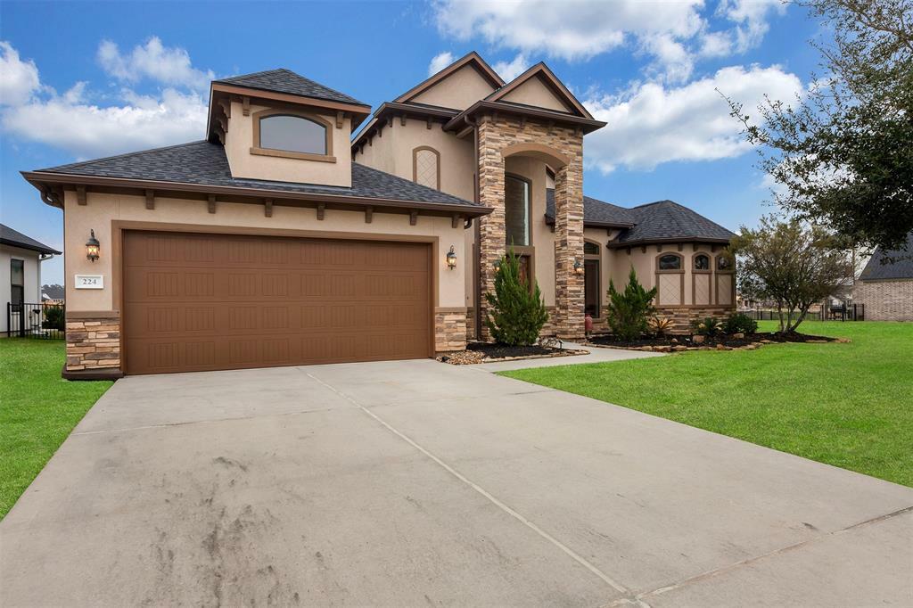 Property Photo:  224 N Waterstone Drive  TX 77356 