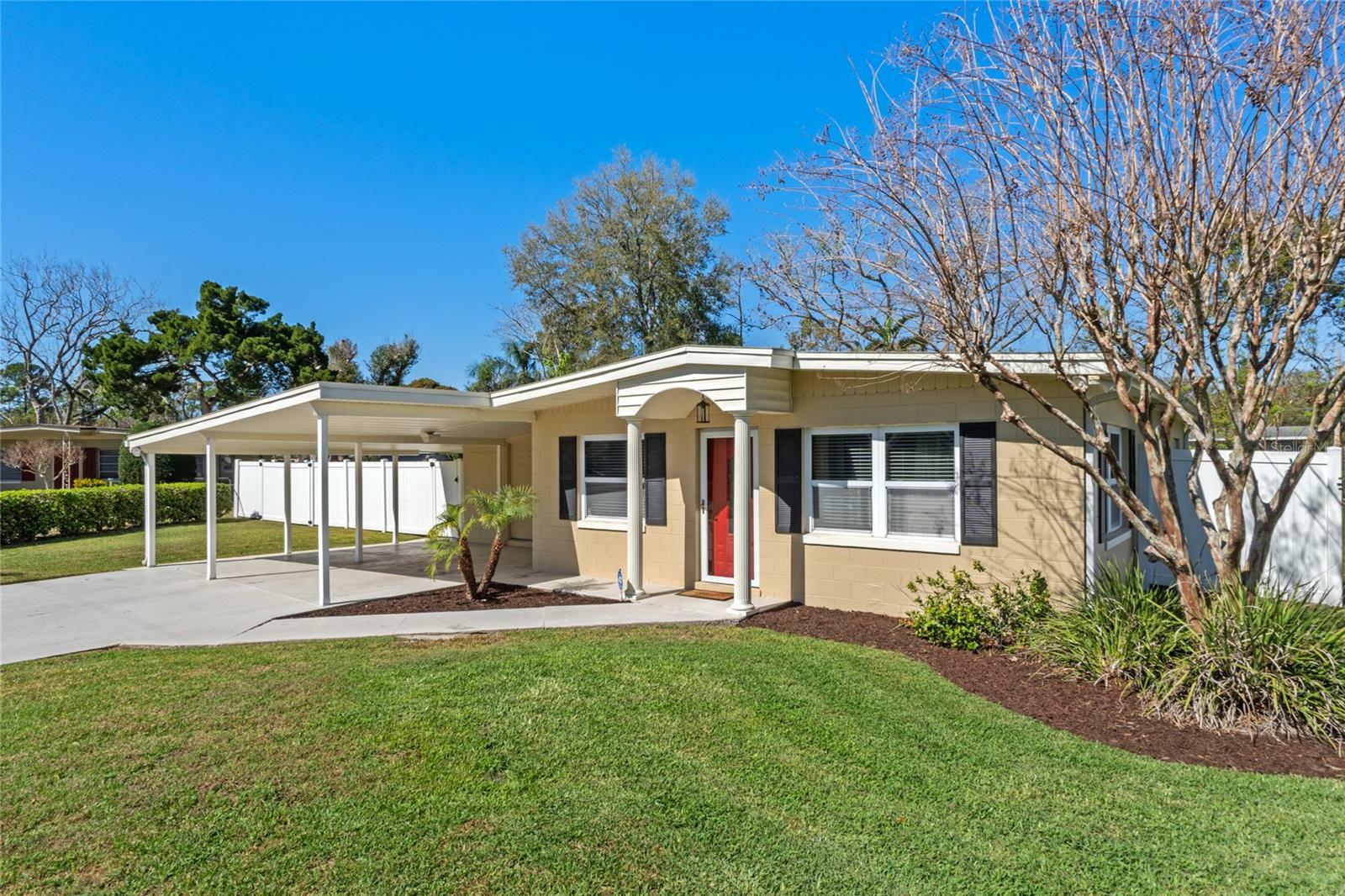 Property Photo: 382 Frances Avenue FL 32707