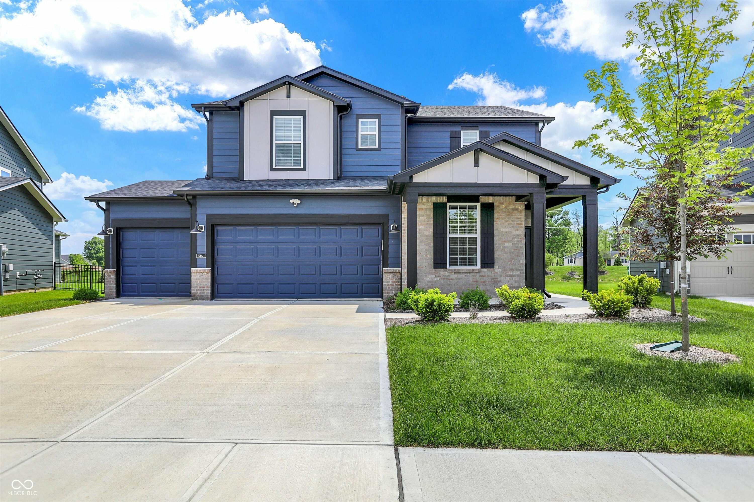 Property Photo: 5461 Oak Knoll Drive IN 46075