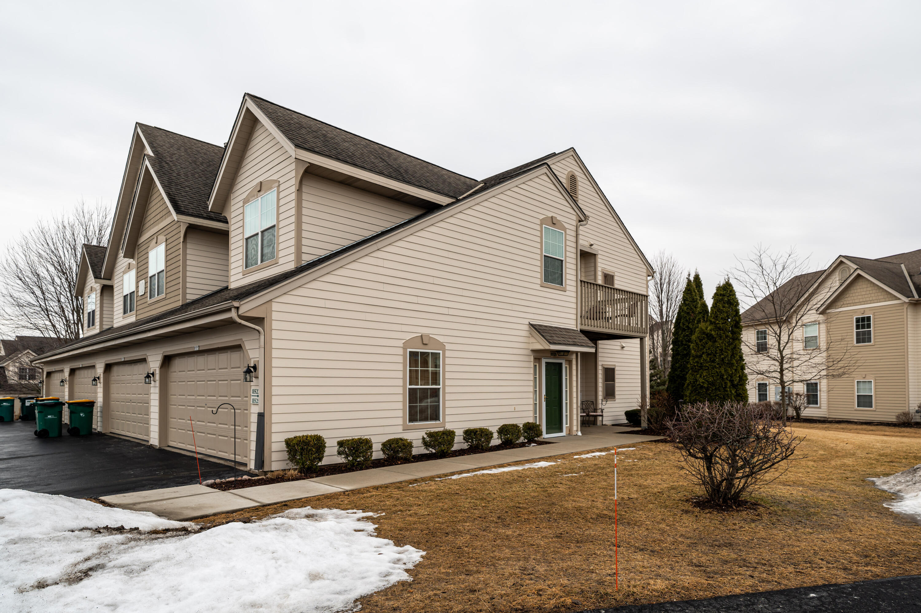 Property Photo: 8525 S Bedford Way WI 53154