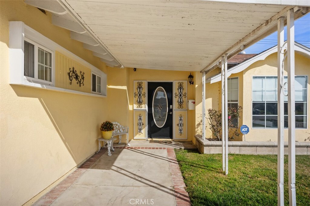 Property Photo:  15882 Malm Circle  CA 92647 