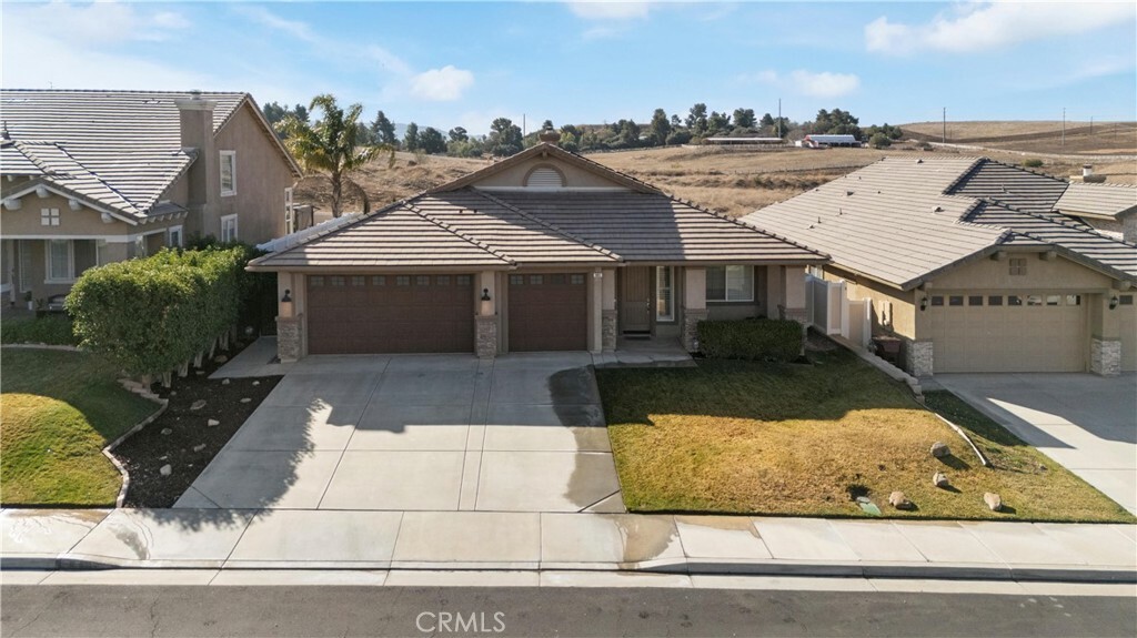 Property Photo:  903 Brownie Way  CA 92223 