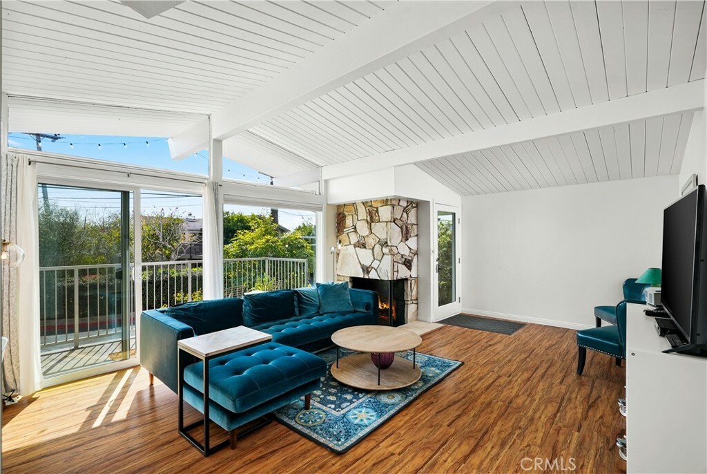 Property Photo: 25221 La Cresta Drive CA 92629