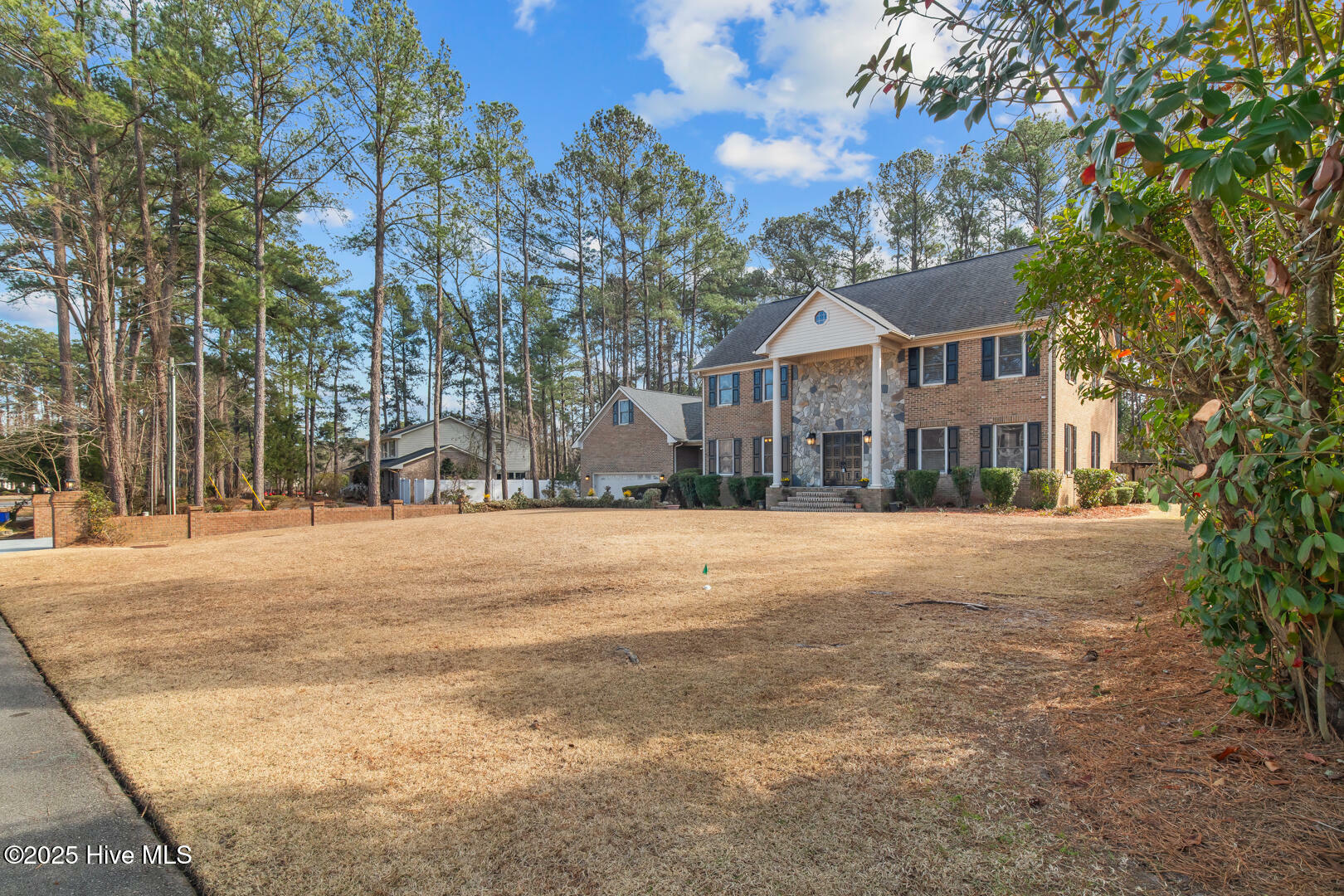 Property Photo:  1105 Greenway Drive  NC 28546 