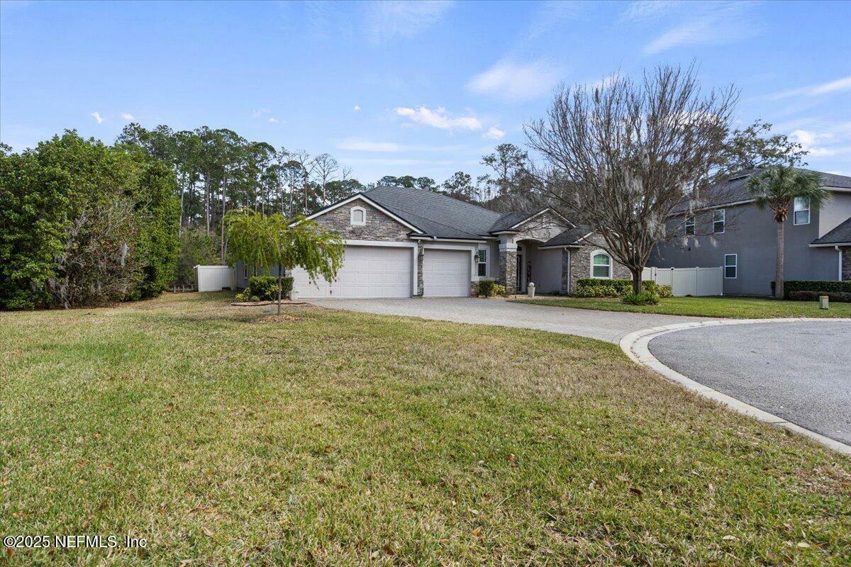 Property Photo:  2510 Cody Drive  FL 32223 