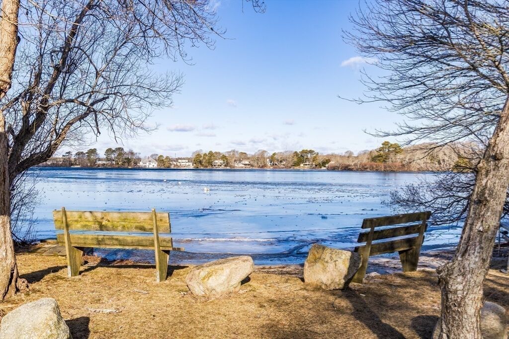 Property Photo:  65 Millstone Way  MA 02632 