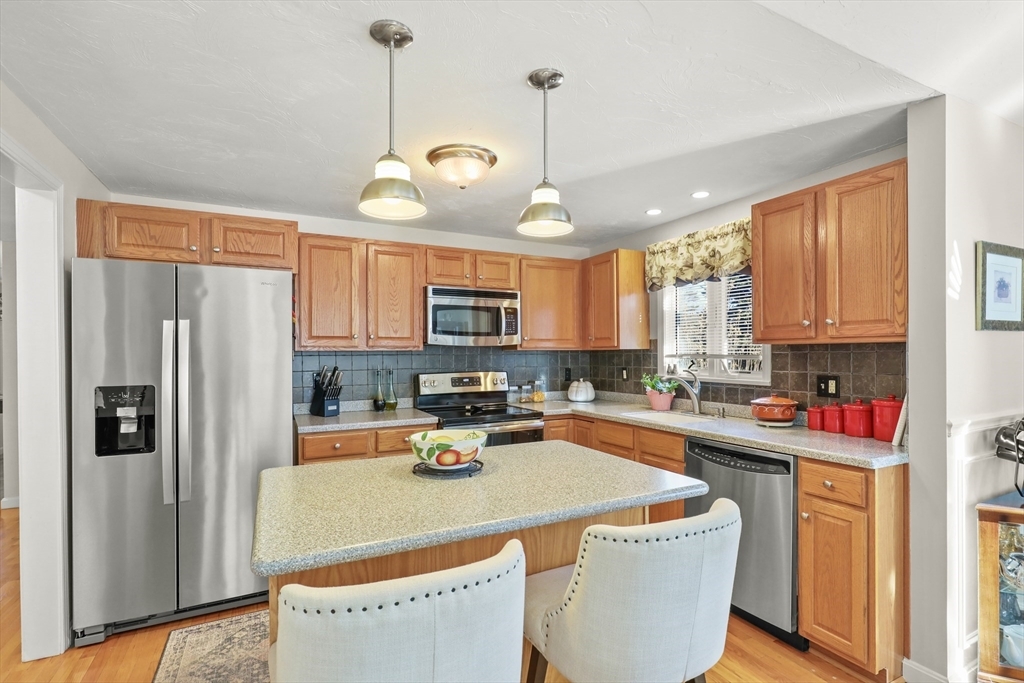 Property Photo:  19 Bonwood Drive 211  MA 02649 