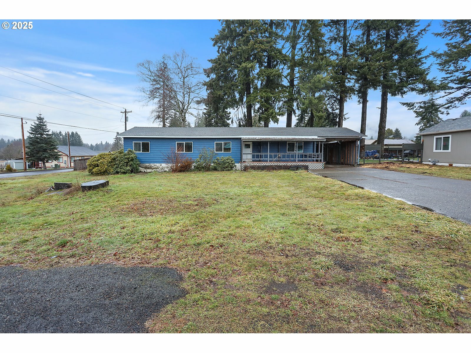 Property Photo:  11 Short Run Rd  WA 98610 