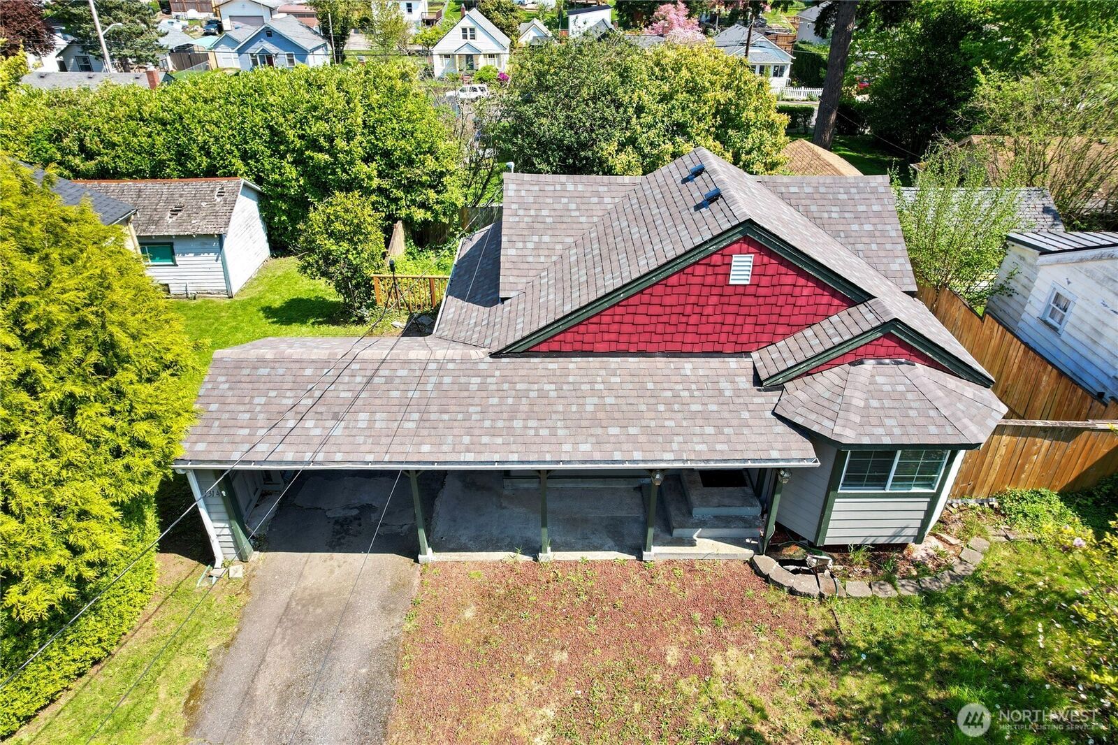 Property Photo: 1314 N Callow Avenue WA 98312
