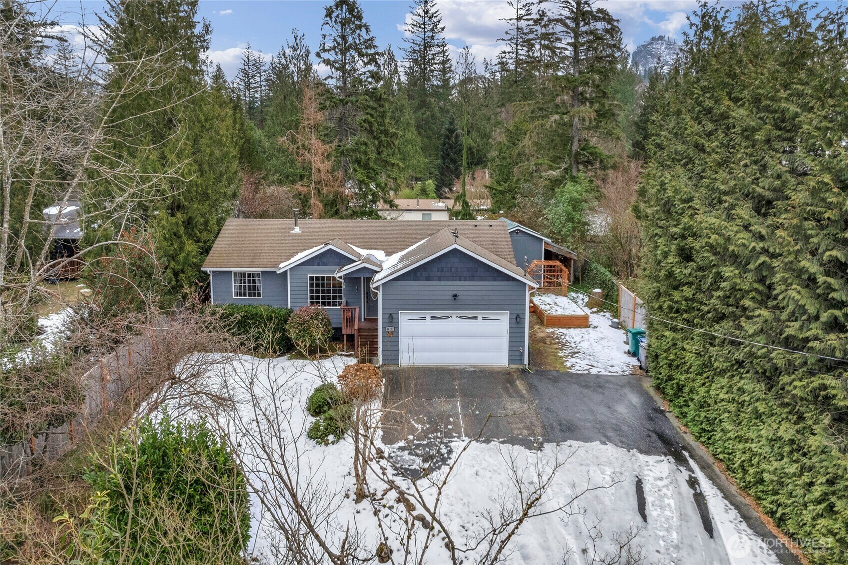 Property Photo:  44132  Fir Road  WA 98251 