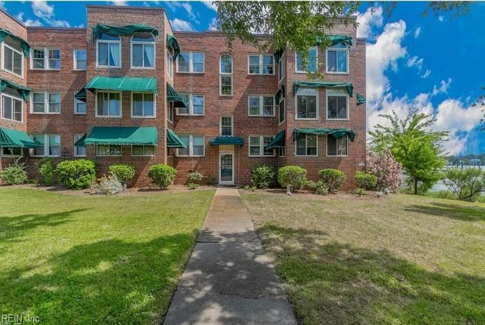 Property Photo: 104 Willow Wood Dr C2 VA 23505