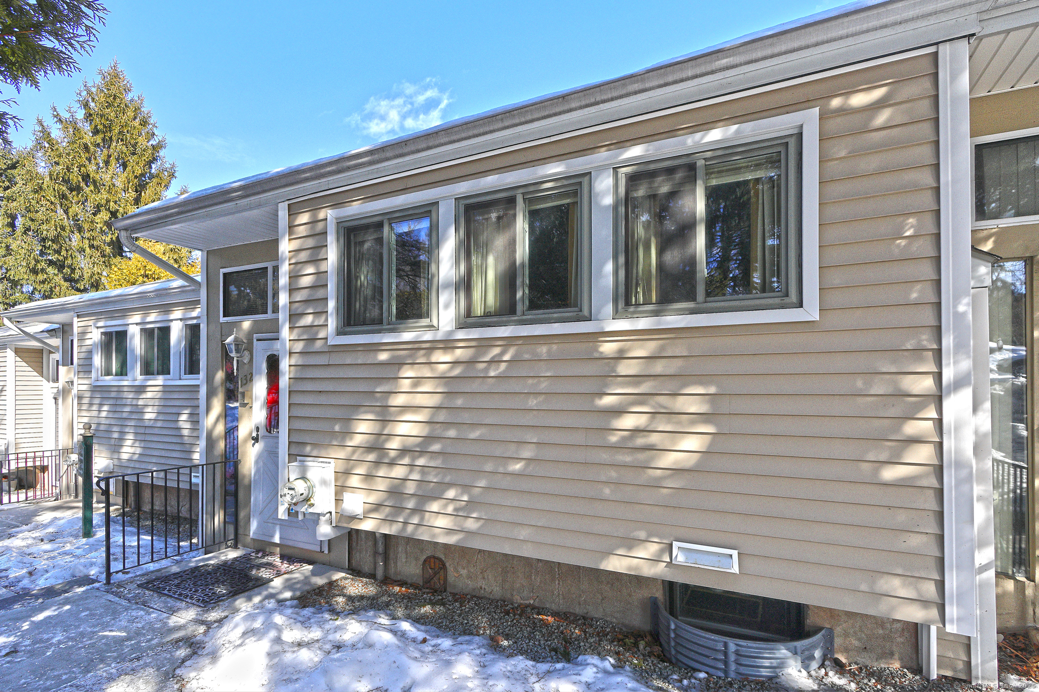 Property Photo:  132 Shepards Knoll Drive  CT 06514 