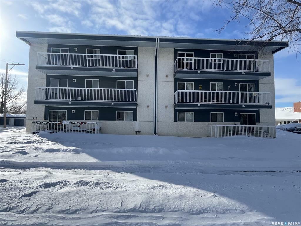 311 1st Street W 303  Rosetown SK S0L 2V0 photo