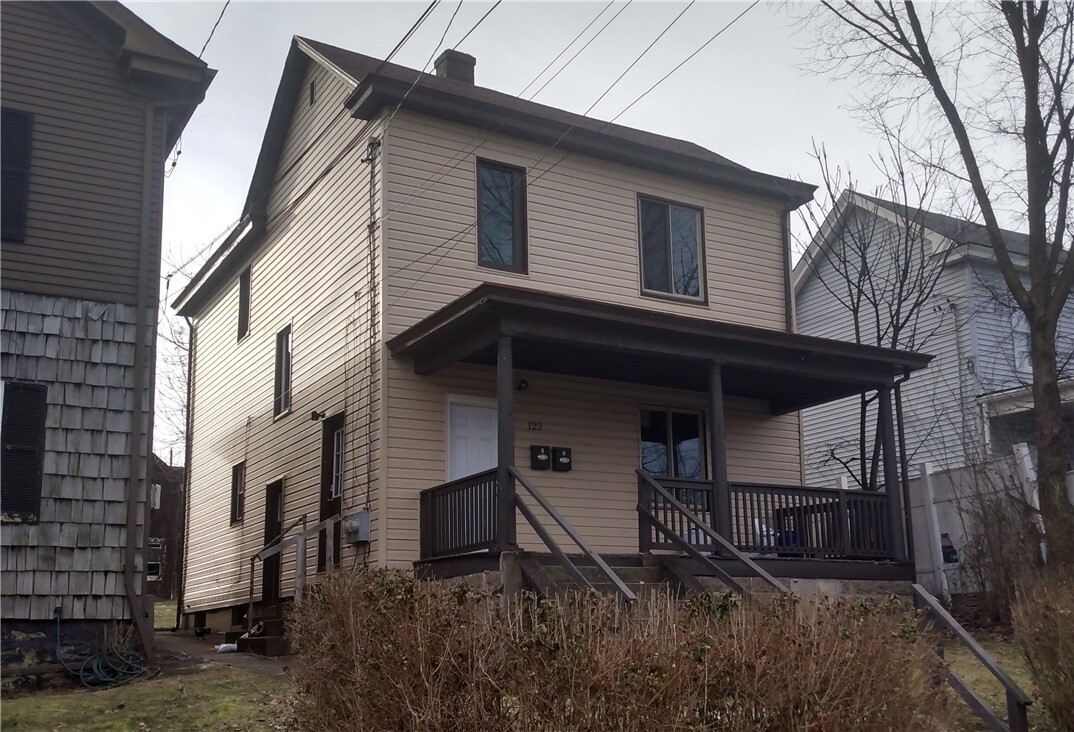 Property Photo:  122 E 16th Ave  PA 15120 