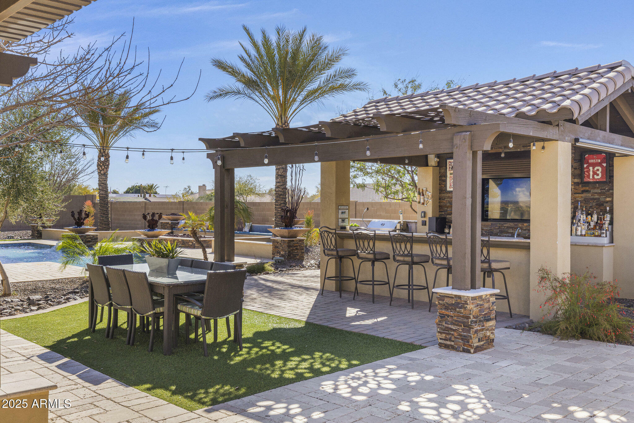 Property Photo:  7055 E Ivyglen Circle  AZ 85207 