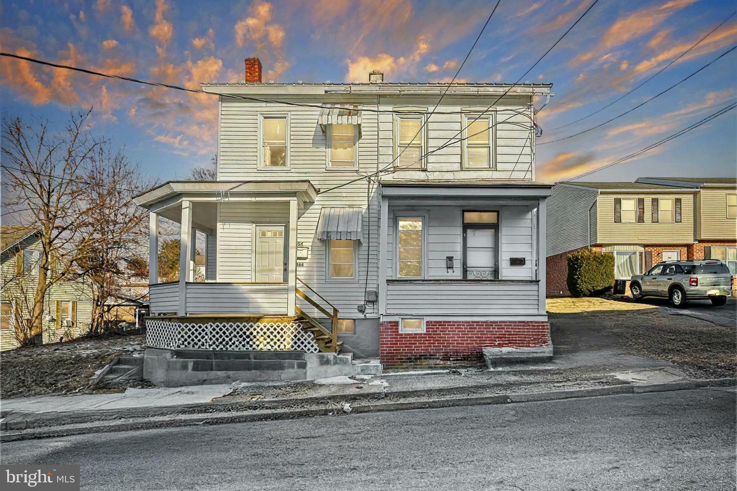 Property Photo:  562- 564 Race Street  PA 17061 